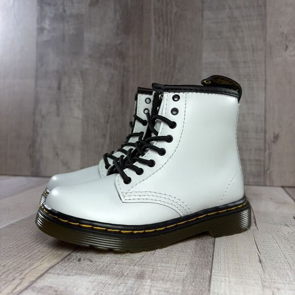Dr. Martens Doc's DM's 1460 Size 8 Toddler Patent Leather Combat Boots White - Picture 1 of 12